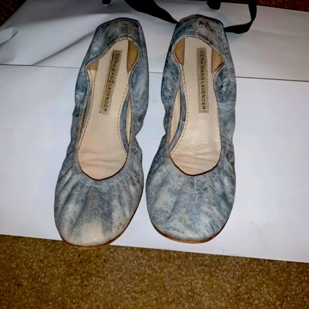 Vera Wang Ballet Flats